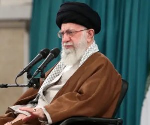 ЦРУ следило за Хаменеи месяцами