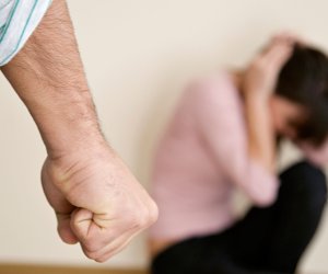 Dünyada hər 10 dəqiqəyə bir qadın öldürülür &ndash; Azərbaycanda da artım var