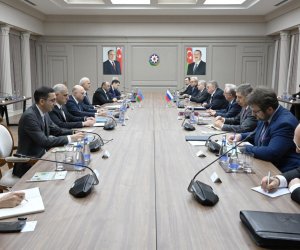 Azərbaycan Rusiya ilə orta və uzunmüddətli perspektivə hesablanmış investisiya layihələrini müzakirə edib