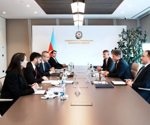 Azərbaycan BP ilə "yaşıl enerji" sahəsində ortaq təşəbbüsləri müzakirə edib