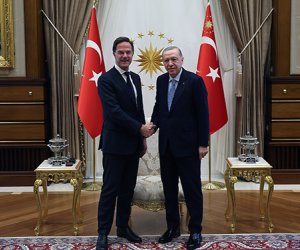 Ərdoğan NATO baş katibi ilə İran ətrafındakı vəziyyəti müzakirə edib