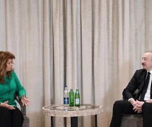 Ильхам Алиев поздравил президента Болгарии