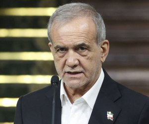 Pezeşkian qonşu dövlətlərin liderlərinə müraciət edib