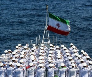 Iran&rsquo;s FM: US will &lsquo;bitterly regret&rsquo; striking Iranian frigate in Indian Ocean