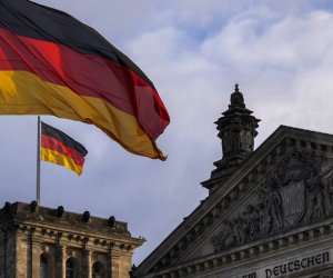 Германия вернула 250 своих граждан из стран Ближнего Востока