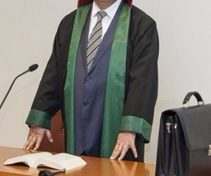 Bir vəkil üzvlüyündən xaric olunub - Rəsmi