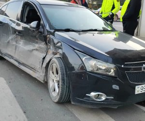 Gəncədə &ldquo;Chevrolet&rdquo; yük maşını ilə toqquşub, xəsarət alan var