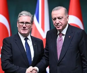 Эрдоган и Стармер обсудили ситуацию в регионе