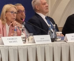 Jean Baderschneider: Azərbaycan təhlükəsiz tranzit məkanı və qlobal dialoq üçün vacib platformadır