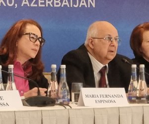 Hörmüz boğazı qlobal iqtisadiyyata risk yaradır - Dünya bankının keçmiş vitse prezidenti