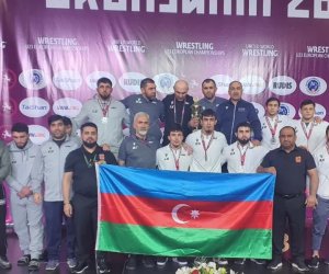 
Сборная Азербайджана по вольной борьбе заняла второе место на ЧЕ в Сербии