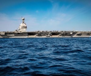 Пожар на американском авианосце