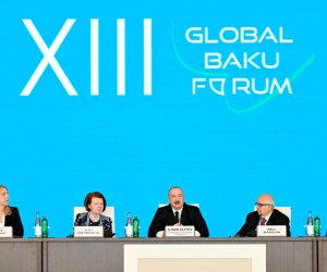 Prezidentin sosial şəbəkə hesablarında XIII Qlobal Bakı Forumundan paylaşım edildi - Video