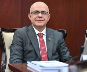 Deputat: Ağsuda 477 zəlzələ zərərli ev təmir olunmayıb