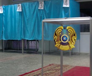 Qazaxıstanda yeni Konstitusiya üzrə referendum keçirilir