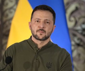 Зеленский завтра посетит Великобританию