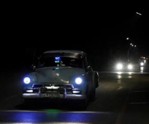 Bütün Kuba qaranlığa qərq olub