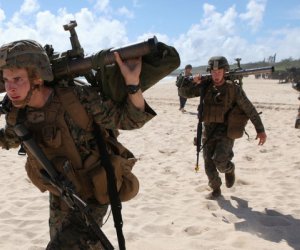 США перебрасывают новые войска к Ирану