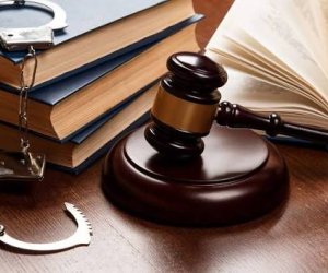 Arvadını öldürən şəxsə cinayət işi açılıb