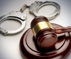 В Азербайджане за сутки раскрыто 24 преступления, задержаны 34 разыскиваемых лица