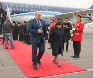 Sahibə Qafarovanın başçılıq etdiyi nümayəndə heyəti Tbilisiyə gedib