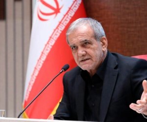 Pezeşkian Hörmüz boğazının hansı ölkələr üçün bağlandığını açıqlayıb