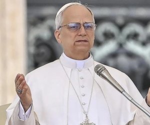 Roma Papası hava bombardmanlarının əbədi qadağan olunması ilə bağlı çağırış edib