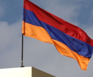 Aİ Ermənistana hibrid təhdidlərə qarşı xüsusi çevik reaksiya qrupu göndərəcək