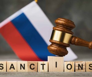 Канада ввела новые санкции против судов "теневого флота" РФ