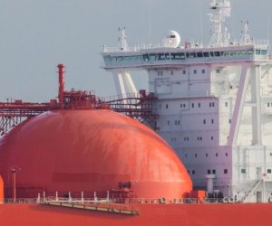 Индия хочет возобновить импорт российского СПГ