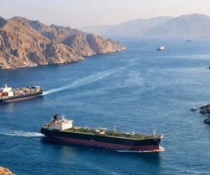 Иран полностью закрыл Ормуз