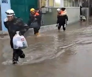 Evləri və həyətləri subasmaya məruz qalan 9 nəfər təxliyə olunub - Video