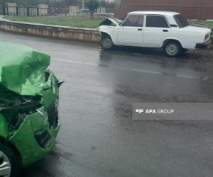 Balakəndə iki avtomobil toqquşub, xəsarət alanlar var
