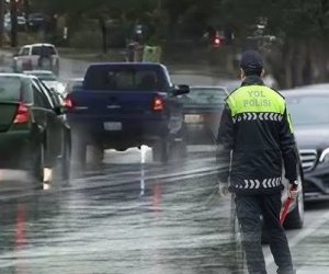 Yol polisi əlverişsiz hava şəraiti ilə bağlı sürücülərə müraciət edib