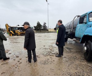 Коммунальные службы в Баку работают в усиленном режиме