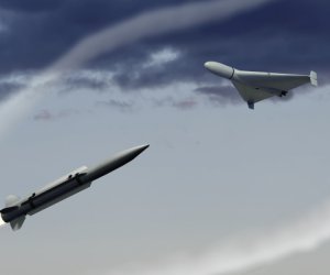 &laquo;Кинжал&raquo; и сотни беспилотников над Украиной