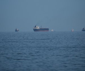 ООН: Проход судов через Ормузский пролив сократился на 95%