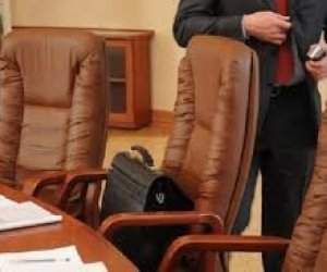 Şəmkir icra hakimiyyətində də kütləvi ixtisarlar olub