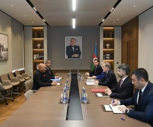 Nazir Hindistanın yeni səfirini qəbul edib