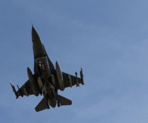 

Иран утверждает, что сбил американский F-35
