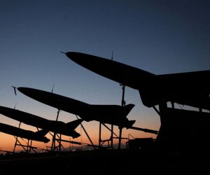 İran İsrailin Ben-Qurion hava limanına hücum edib