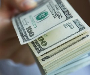 Avro ucuzlaşıb, rubl bahalaşıb - məzənnə