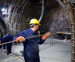 &ldquo;Cəfər Cabbarlı&rdquo;da yeni piyada keçidi tədris mövsümünə qədər açılacaq