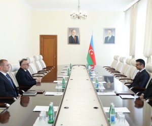 В Минздраве встреча с победителем Yüksəliş