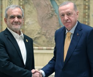 Ərdoğan və Pezeşkian arasında telefon danışığı olub