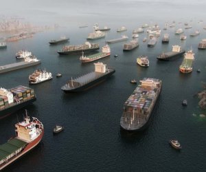 Иранские суда доминируют в трафике через Ормузский пролив