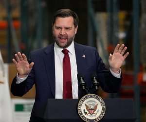 Vens: İslamabadda ABŞ&ndash;İran danışıqlarından müsbət nəticə gözlənilir