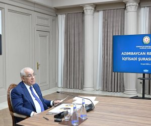 İqtisadi Şuranın iclası keçirilib