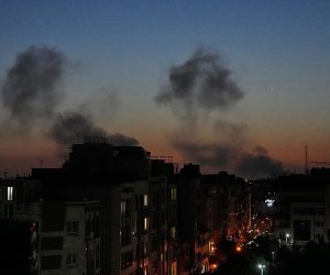 Трамп грозит оставить Иран без света на 10 лет