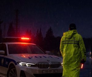 Дорожная полиция обратилась к водителям из-за дождливой погоды в Азербайджане